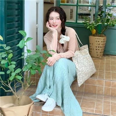 他不是我